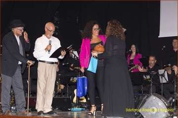 Concierto aniversario de la parranda Medio Jigo P'al Kilo (Foto Ildefonso Rodríguez)